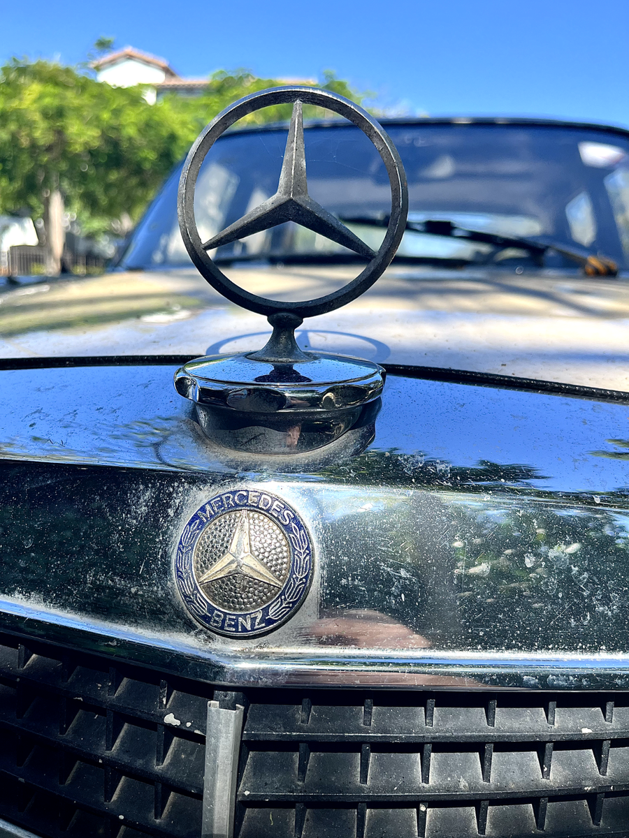 1971 Mercedes-Benz 200 Series - photo 3