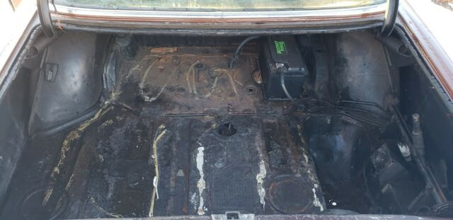 1973 Mercedes-Benz 200-Series base - photo 13