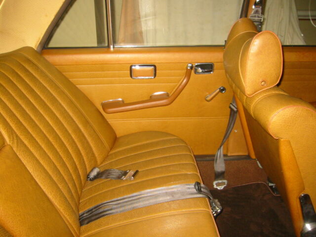 1969 Mercedes-Benz 200-Series W115 - photo 7