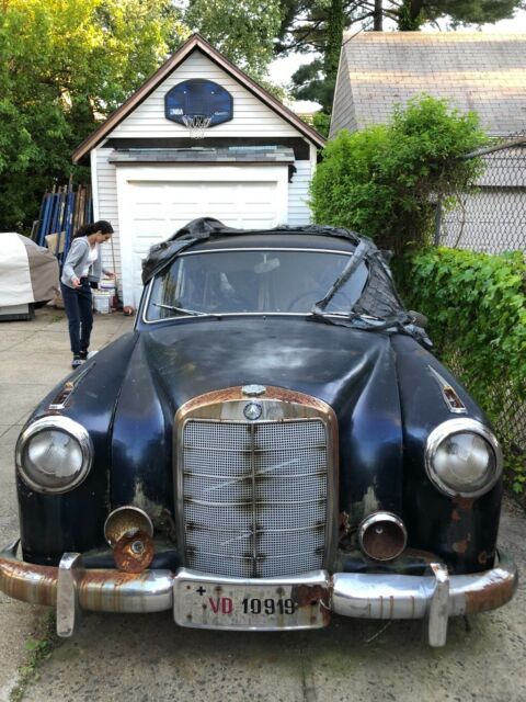 1957 Mercedes-Benz 200-Series - photo 2