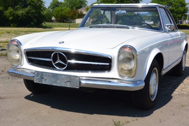 MERCEDES BENZ 230 SL 1965 BARN FIND HARD TOP AND SOFT AUTO 4 SPEED VERY SOLID! 1965 Mercedes-Benz 200-Series