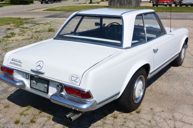 1965 Mercedes-Benz 200-Series - photo 3