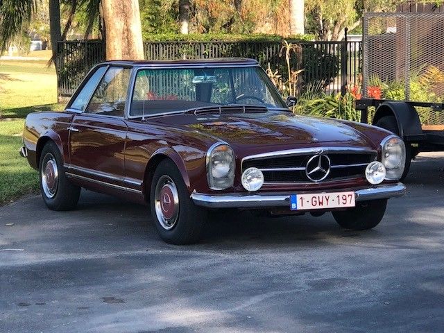 Mercedes Benz 230SL 1967 Mercedes-Benz SL-Class Pagoda