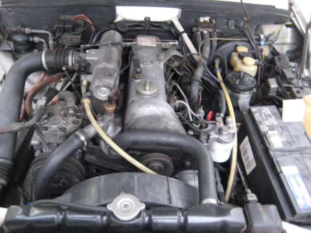 1974 Mercedes-Benz 200-Series - photo 13