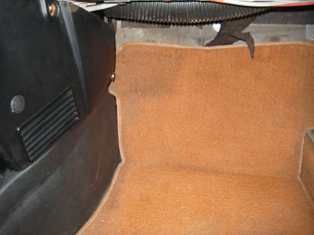 1974 Mercedes-Benz 200-Series - photo 8