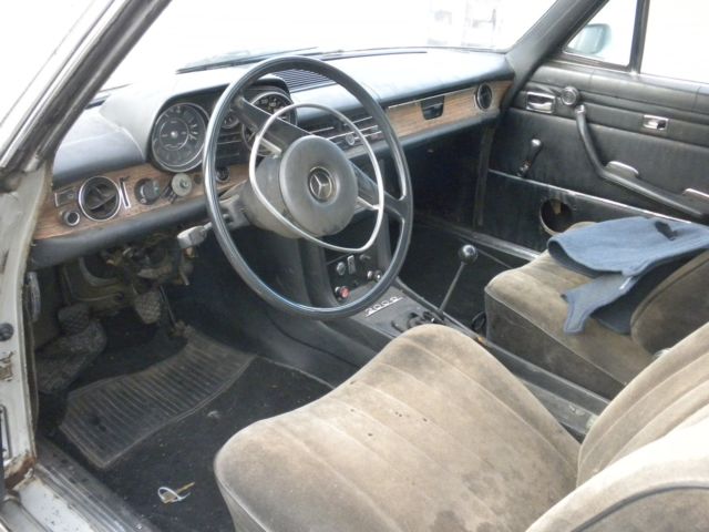1971 Mercedes-Benz 200-Series COUPE EURO - photo 3