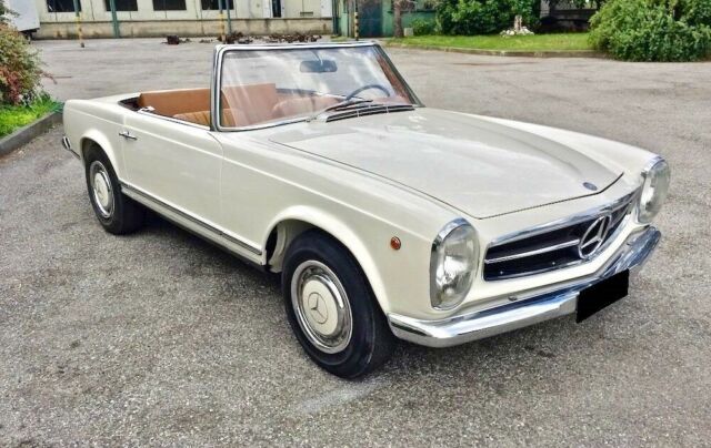 Mercedes-Benz 250 SL 1967 Mercedes-Benz SL-Class