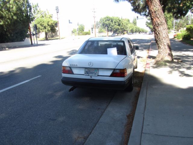 1988 Mercedes-Benz 200-Series - photo 7