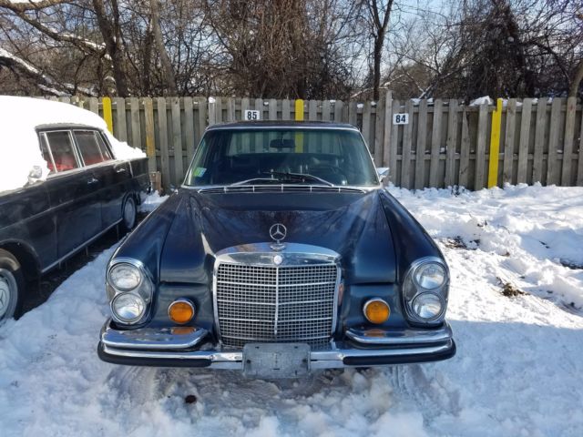1971 Mercedes-Benz 200-Series - photo 3