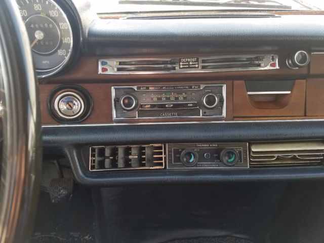 1971 Mercedes-Benz 200-Series - photo 6