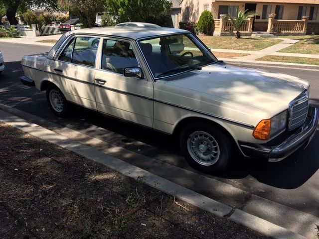 1981 Mercedes-Benz 200-Series 280E w123 - photo 13