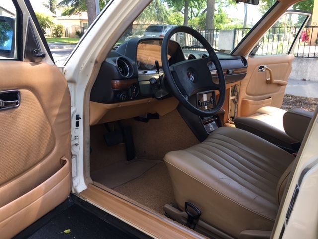 1981 Mercedes-Benz 200-Series 280E w123 - photo 7