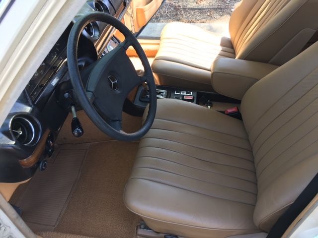 1981 Mercedes-Benz 200-Series 280E w123 - photo 8