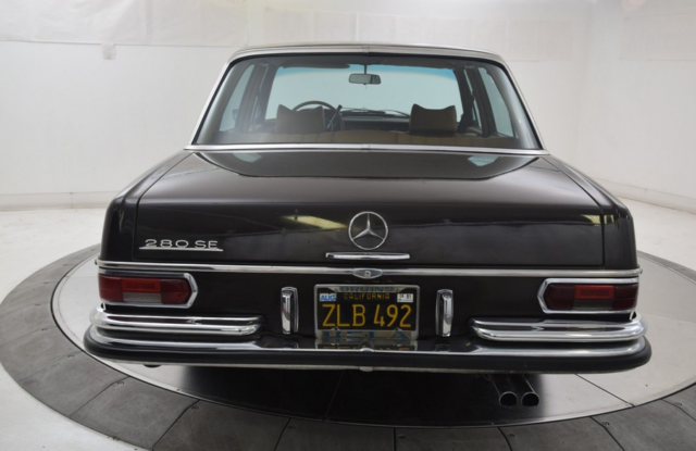 1969 Mercedes-Benz 200-Series - photo 4