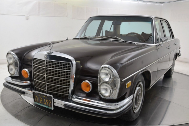 1969 Mercedes-Benz 200-Series - photo 5