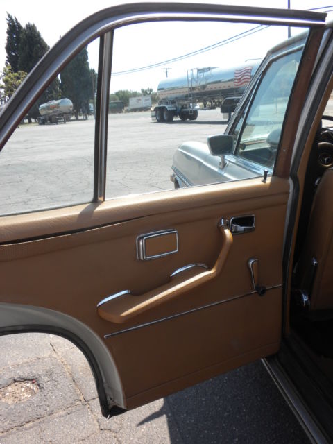 1971 Mercedes-Benz 200-Series - photo 9