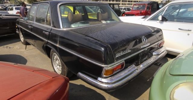 1969 Mercedes-Benz 200-Series Base - photo 2