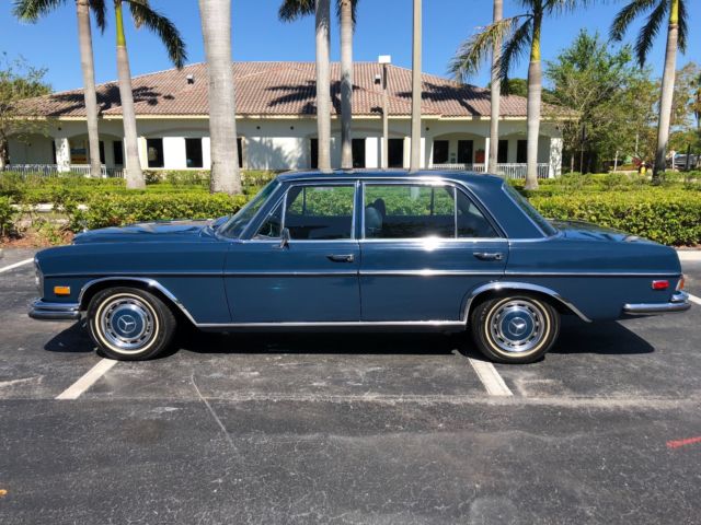 Mercedes Benz 280SEL 4.5 (W108) 1972 Sedan 1972 Mercedes-Benz 200-Series