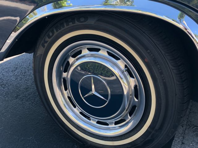 1972 Mercedes-Benz 200-Series - photo 11