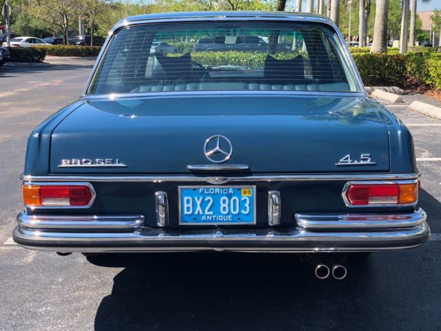 1972 Mercedes-Benz 200-Series - photo 2