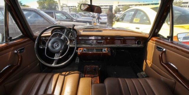 1969 Mercedes-Benz 200-Series Base - photo 6