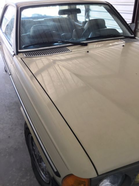1982 Mercedes-Benz 300-Series Base Coupe 2 Door - photo 5