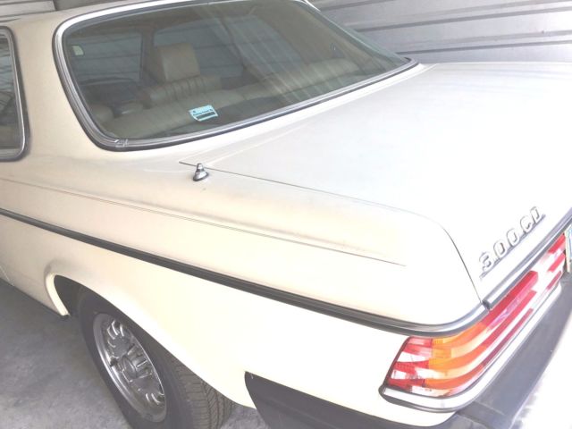 1982 Mercedes-Benz 300-Series Base Coupe 2 Door - photo 8