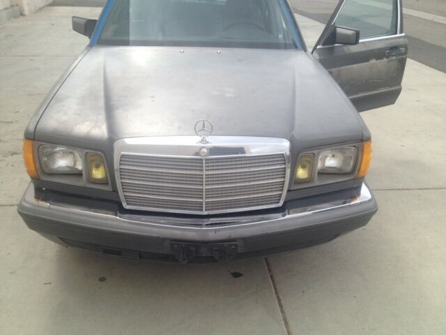 1982 Mercedes-Benz 300-Series - photo 10