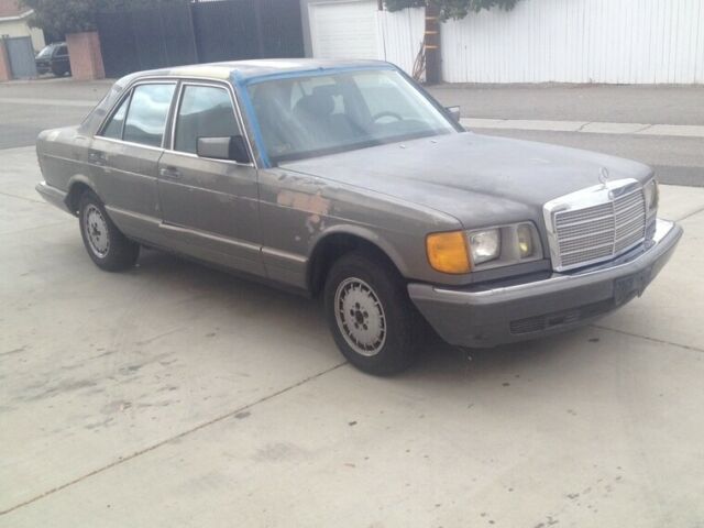 1982 Mercedes-Benz 300-Series - photo 3
