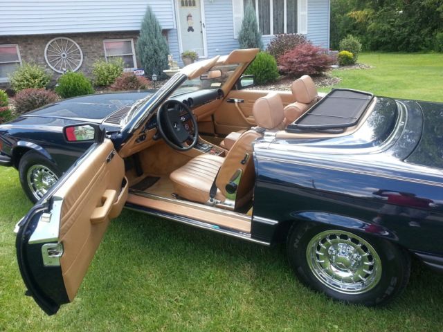Mercedes-Benz 300-Series 1983 Mercedes-Benz SL-Class