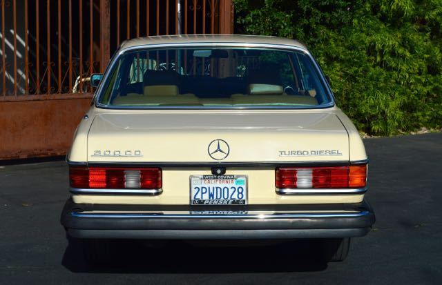 1983 Mercedes-Benz 300-Series 2 door coupe - photo 8