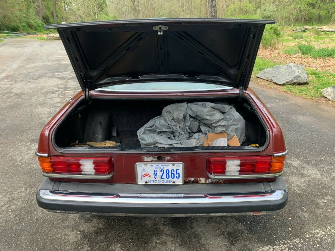 1980 Mercedes-Benz 300-Series - photo 11