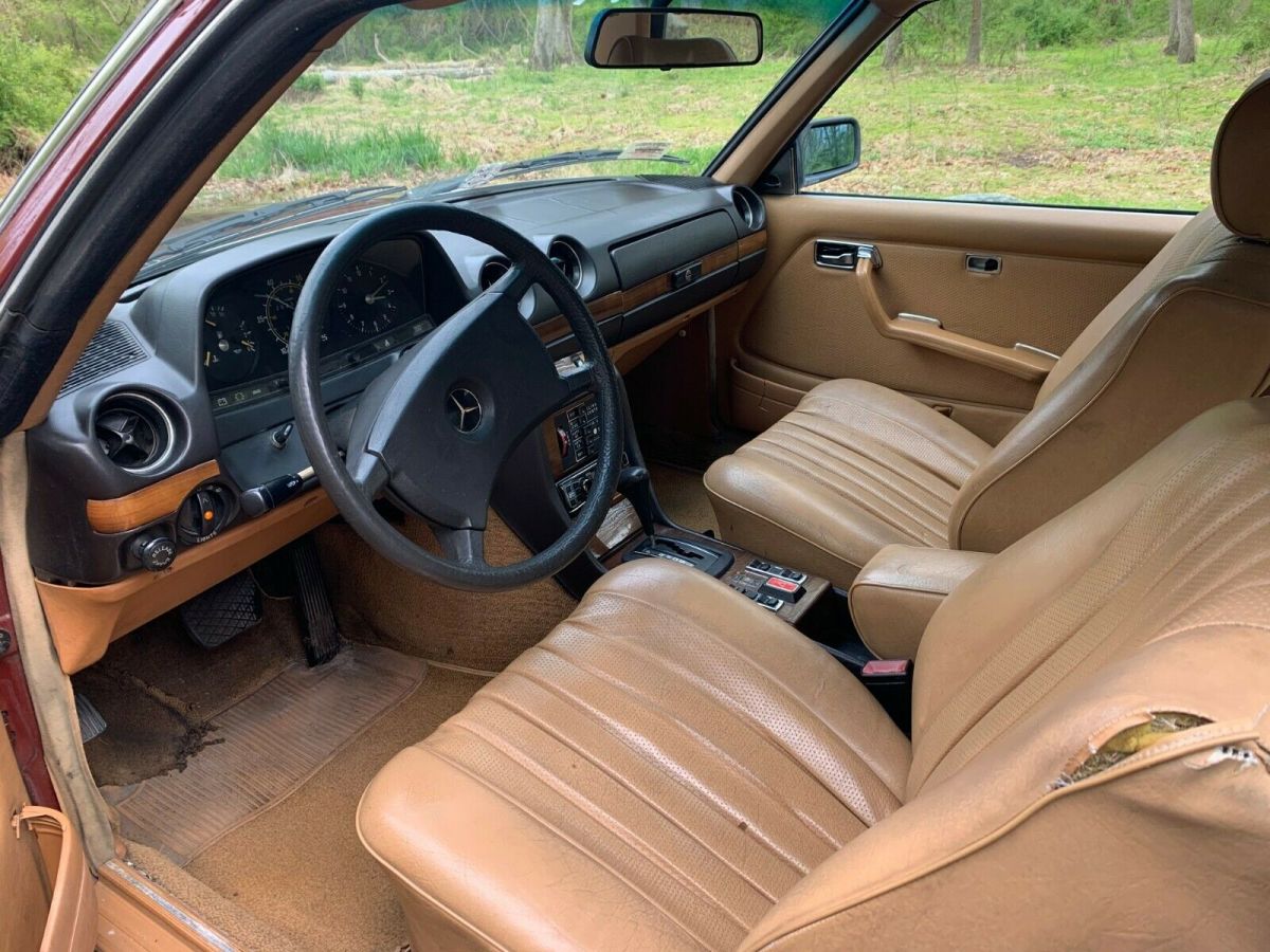 1980 Mercedes-Benz 300-Series - photo 6