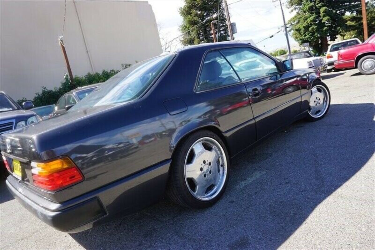 1988 Mercedes-Benz 300-Series 300CE - photo 6