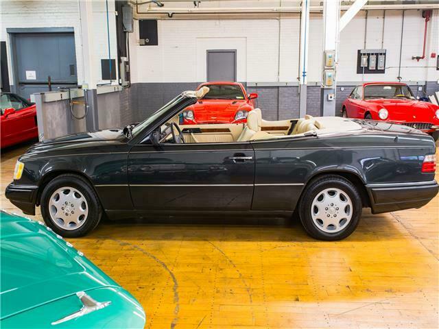 1994 Mercedes-Benz 300-Series -- - photo 8