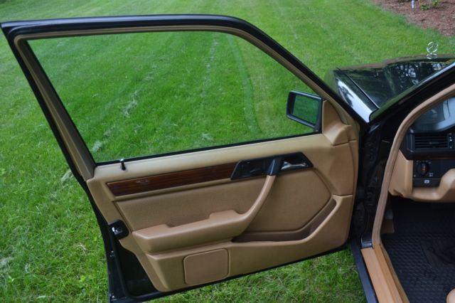 1993 Mercedes-Benz 300-Series 300D - photo 10
