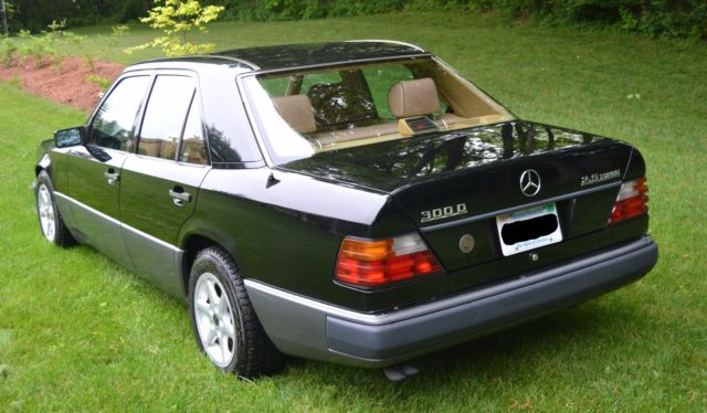 1993 Mercedes-Benz 300-Series 300D - photo 2