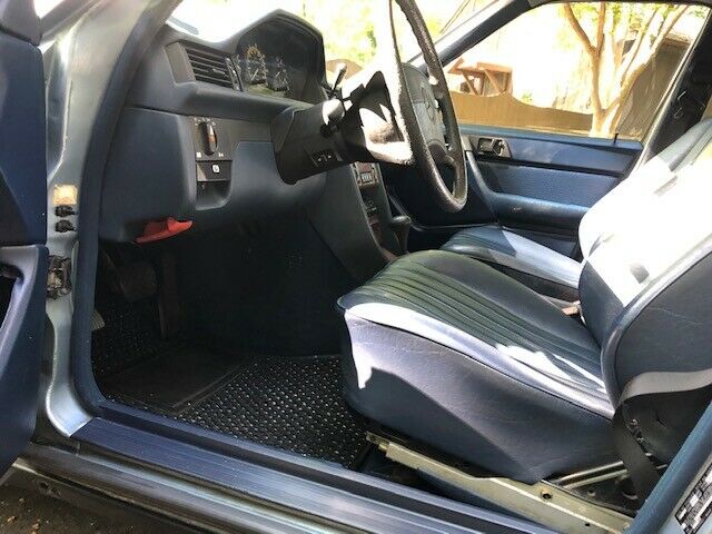 1987 Mercedes-Benz 300-Series - photo 7