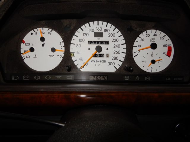 1991 Mercedes-Benz E-Class AMG - photo 10