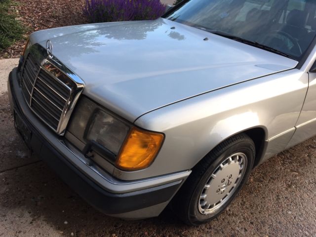 1990 Mercedes-Benz E-Class - photo 11