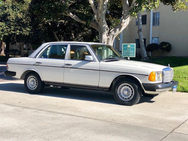 1985 Mercedes-Benz 300-Series - photo 3