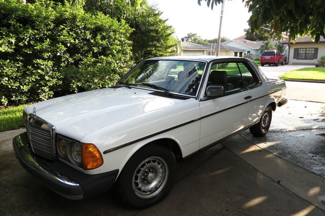 mercedes-benz 300cd 1984 Turbo Diesel LOW RESERVE 1984 Mercedes-Benz 300-Series