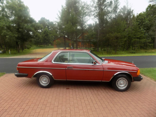 1978 Mercedes-Benz 300-Series 300CD - photo 3