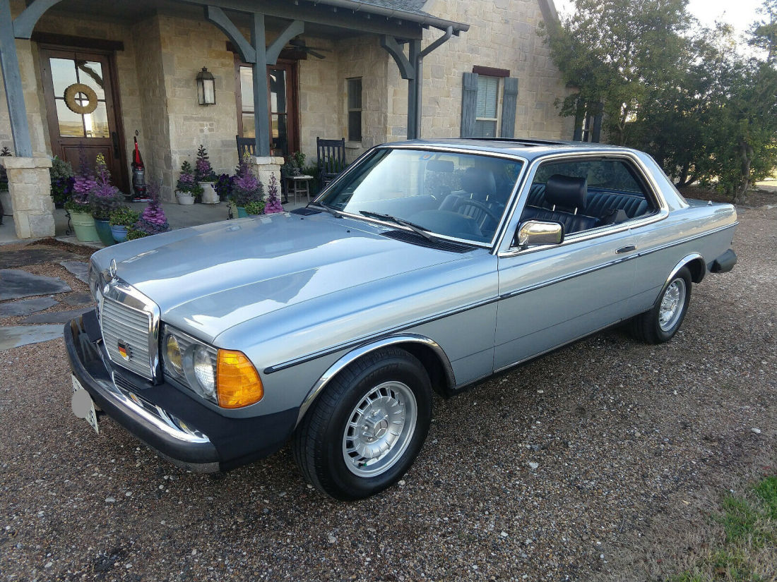 1984 Mercedes-Benz 300-Series