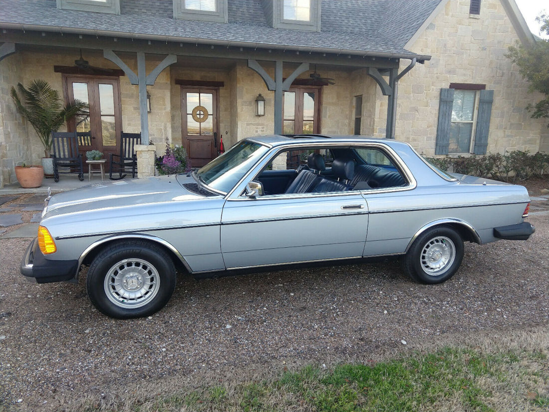 1984 Mercedes-Benz 300-Series - photo 3