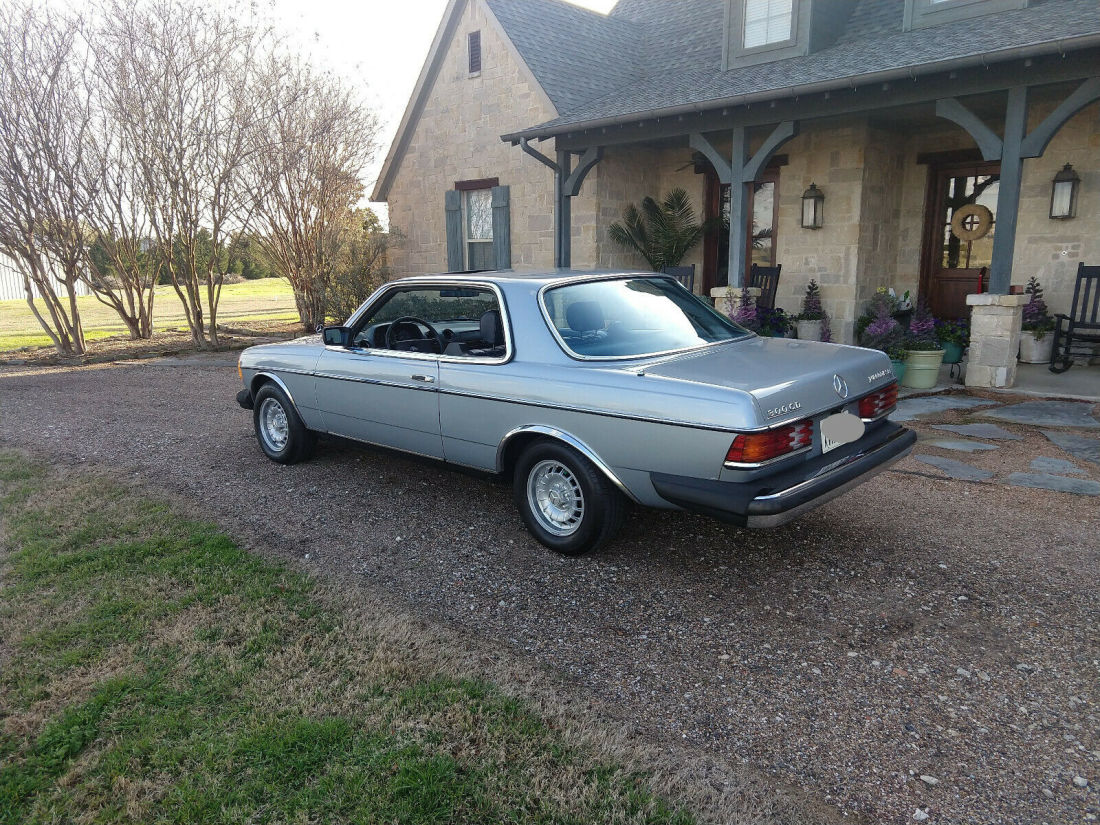 1984 Mercedes-Benz 300-Series - photo 4