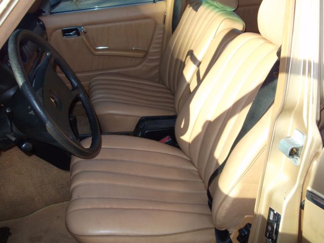 1982 Mercedes-Benz 300-Series 300D - photo 8