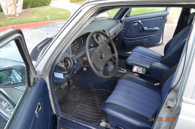 1981 Mercedes-Benz 300-Series Euro W123 - photo 7