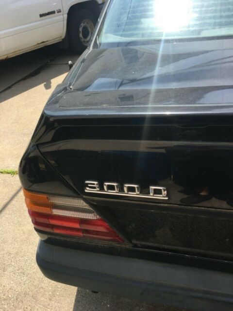 1987 Mercedes-Benz 300-Series - photo 12