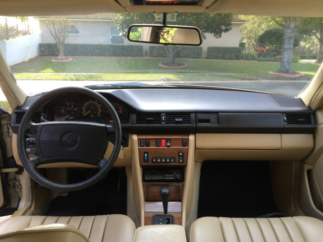 1989 Mercedes-Benz 300-Series - photo 7